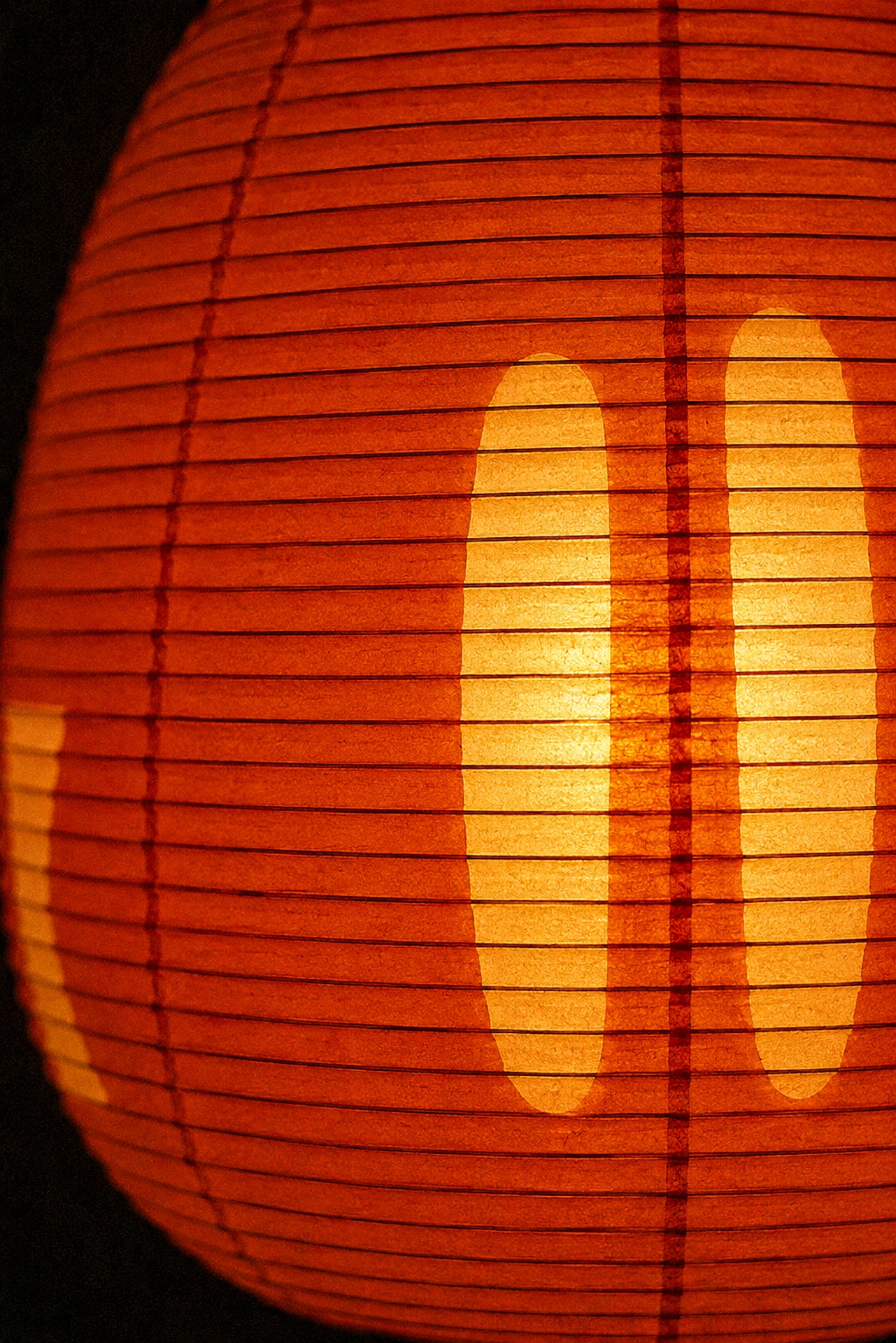Kiri Persimmon hand-knitted rice paper lamp for living room or study