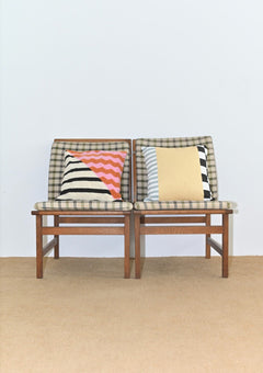 Deconstructed Tufted Cushion – product view 4