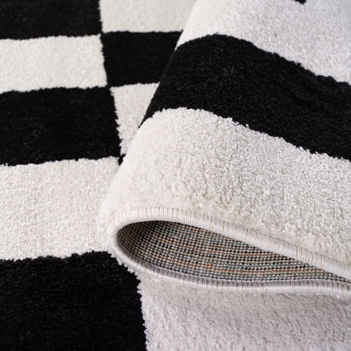 Mono Maze Rug — folded construction detail