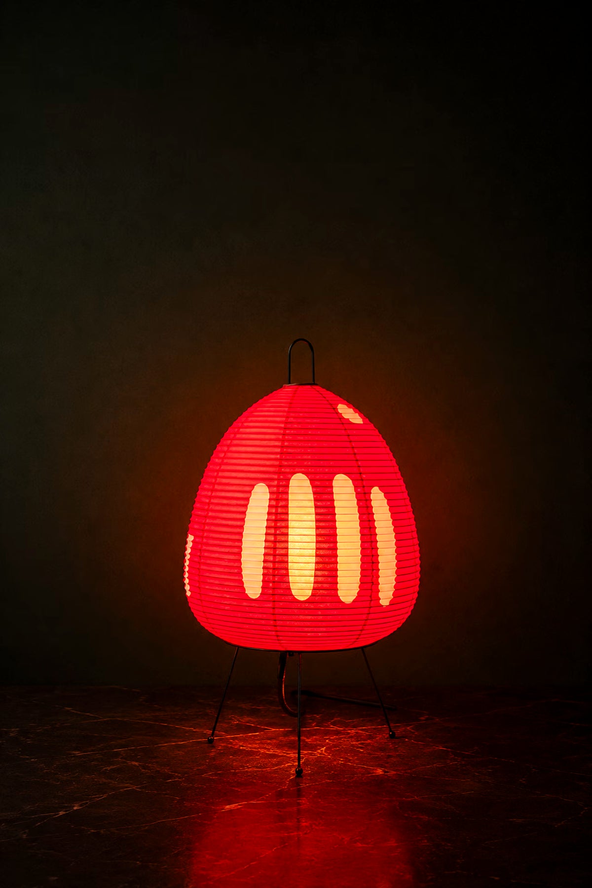 Kiri Torii minimalist Japanese bedside lamp in red