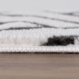 Slate Chevron Rug — pile detail