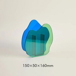 Curved acrylic profile of the Waveform Vase