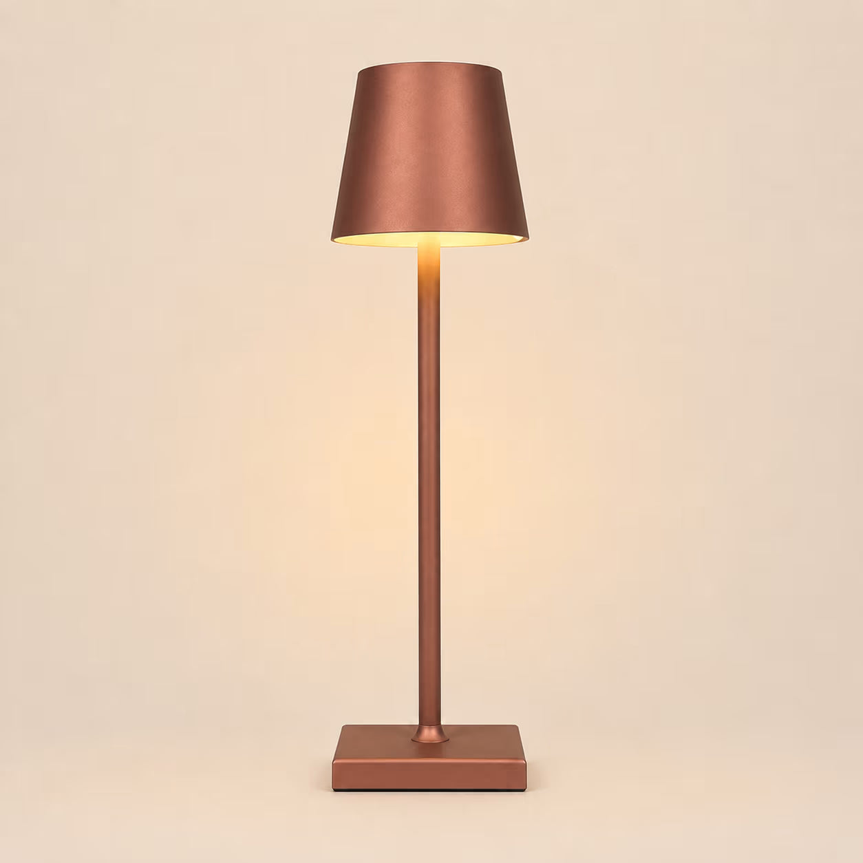 The Simplistic Wireless LED Lamp