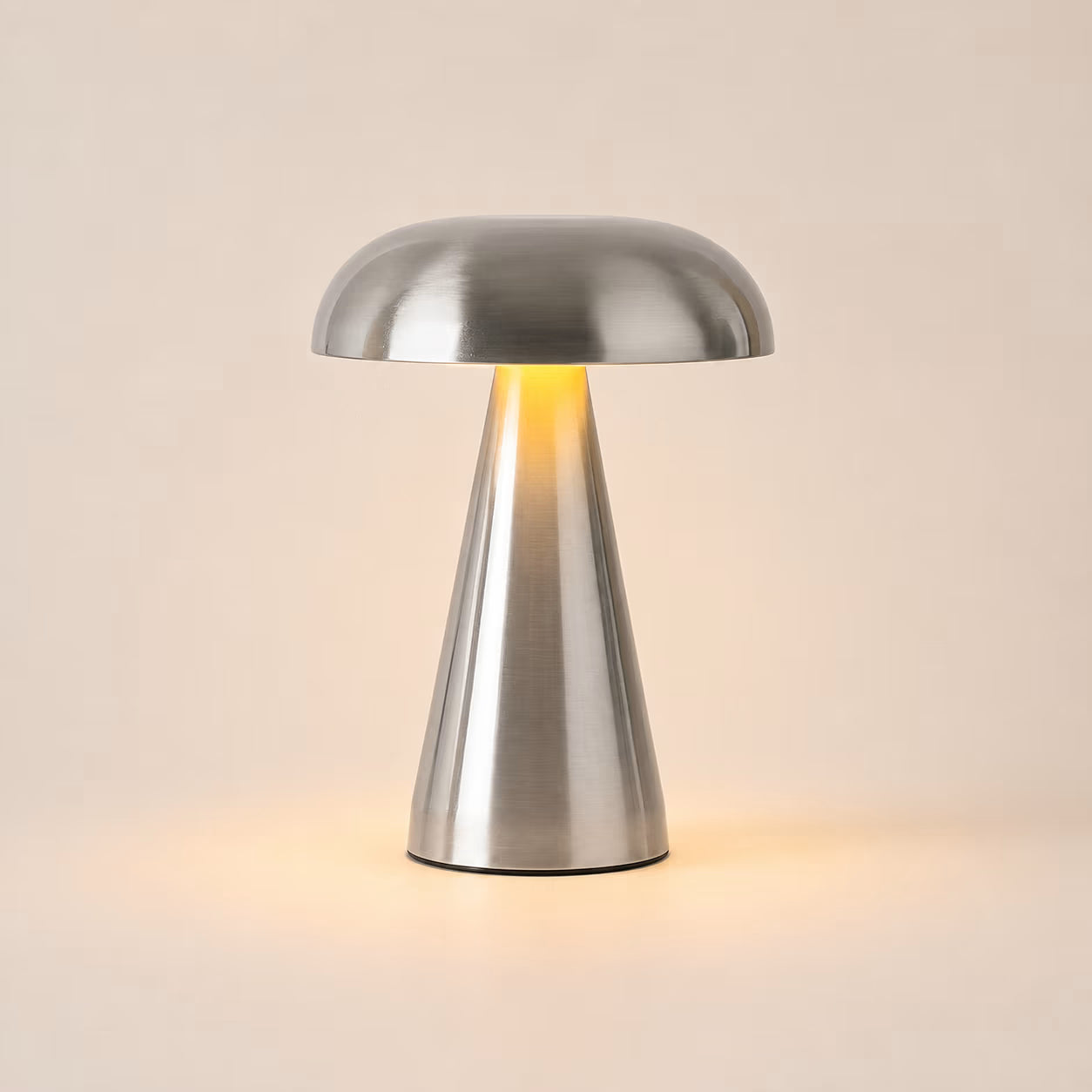 Schlanke abstrakte Lampe