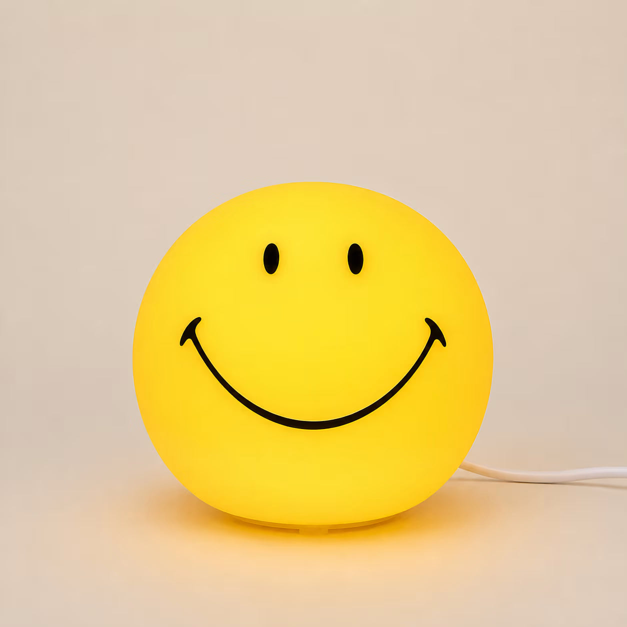The Smiling Night Lamp