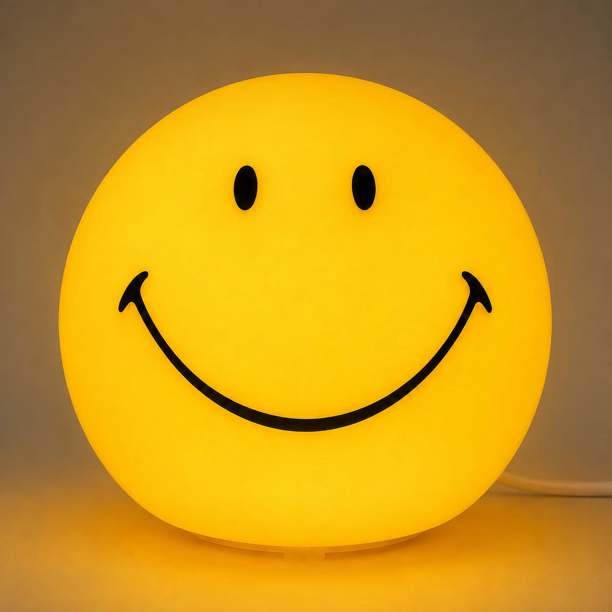 The Smiling Night Lamp
