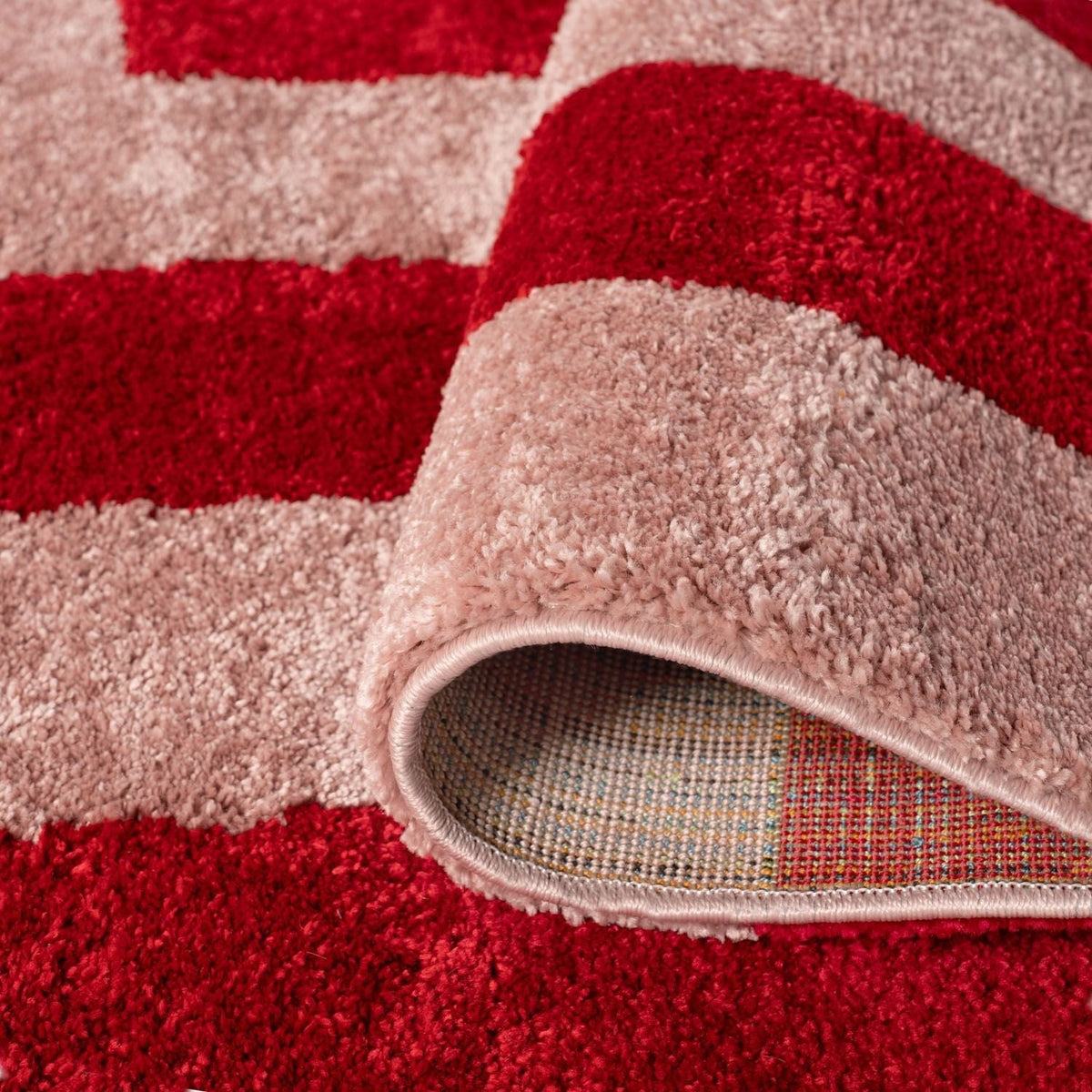 Cherry Maze Rug — folded construction detail