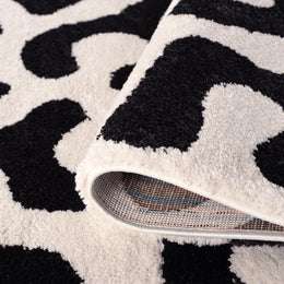 Ink Scribble Rug — folded construction detail