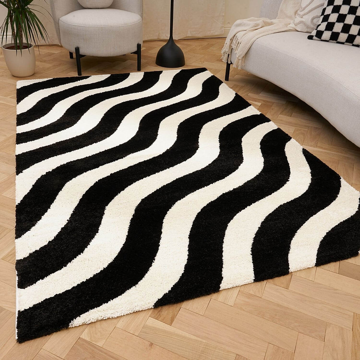 Mono Ripple Rug — front product view