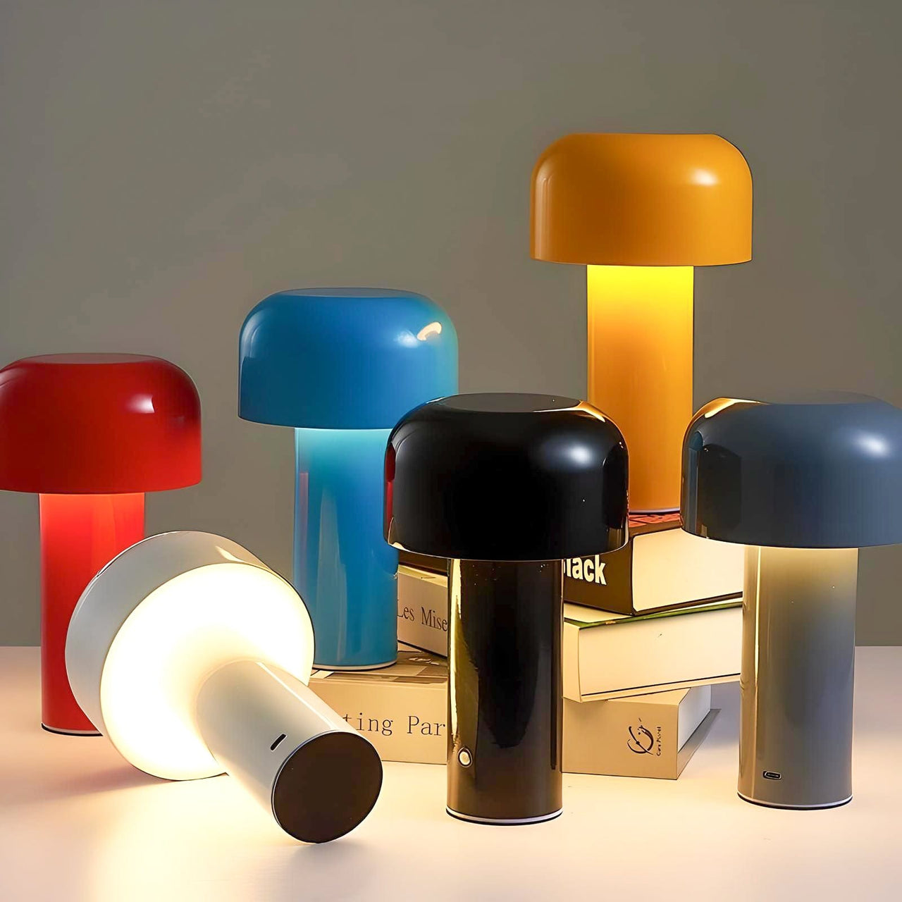 Mini Mushroom Desk Lamp (7 Colors)