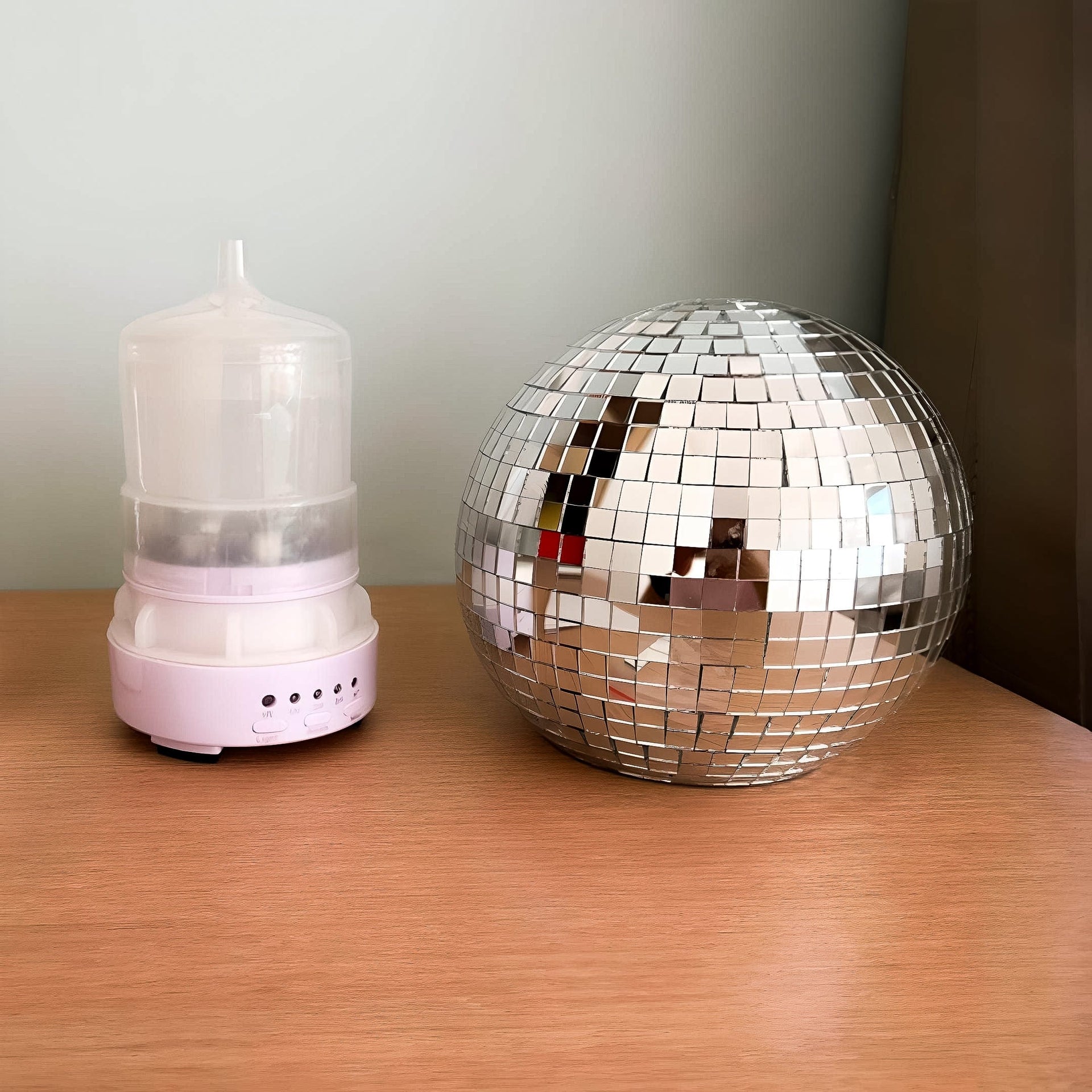 Disco Ball Diffuser Rotating, Disco Diffuser For Essential Oils With  Whisper Quiet Operation, 7 Color Night Light, Cool Aromatherapy Diffuser  For Medi