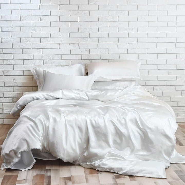 Pearl White Silk Bedding Set - Sickhaus