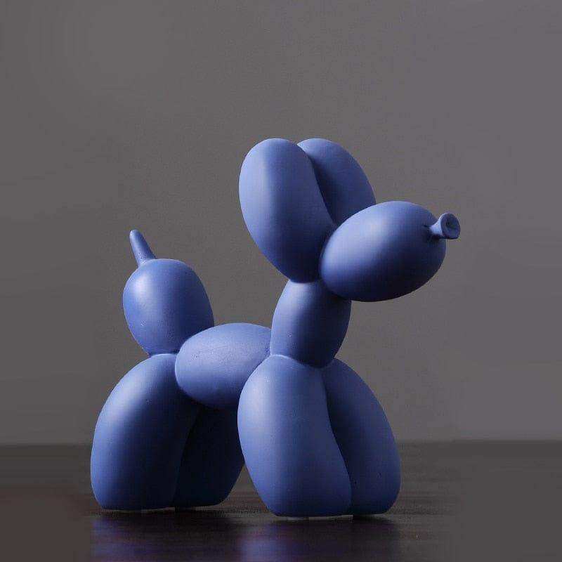 Matte balloon dog decor in a neutral colour
