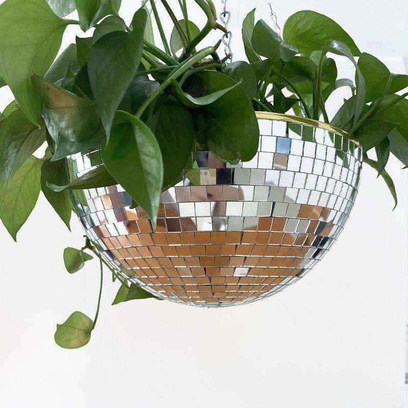 Round mirrored plant pot for indoor greenery