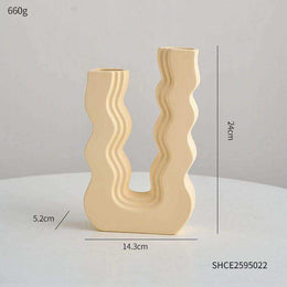 Small Cream Wavy Wonder Vase